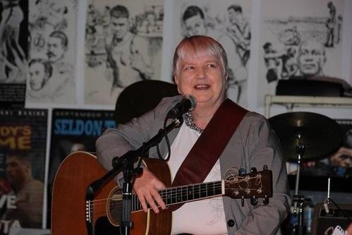 Linda MacLeod Proves It's Never Too Late to Be Heard With New Single "I Tried To Get Through" 