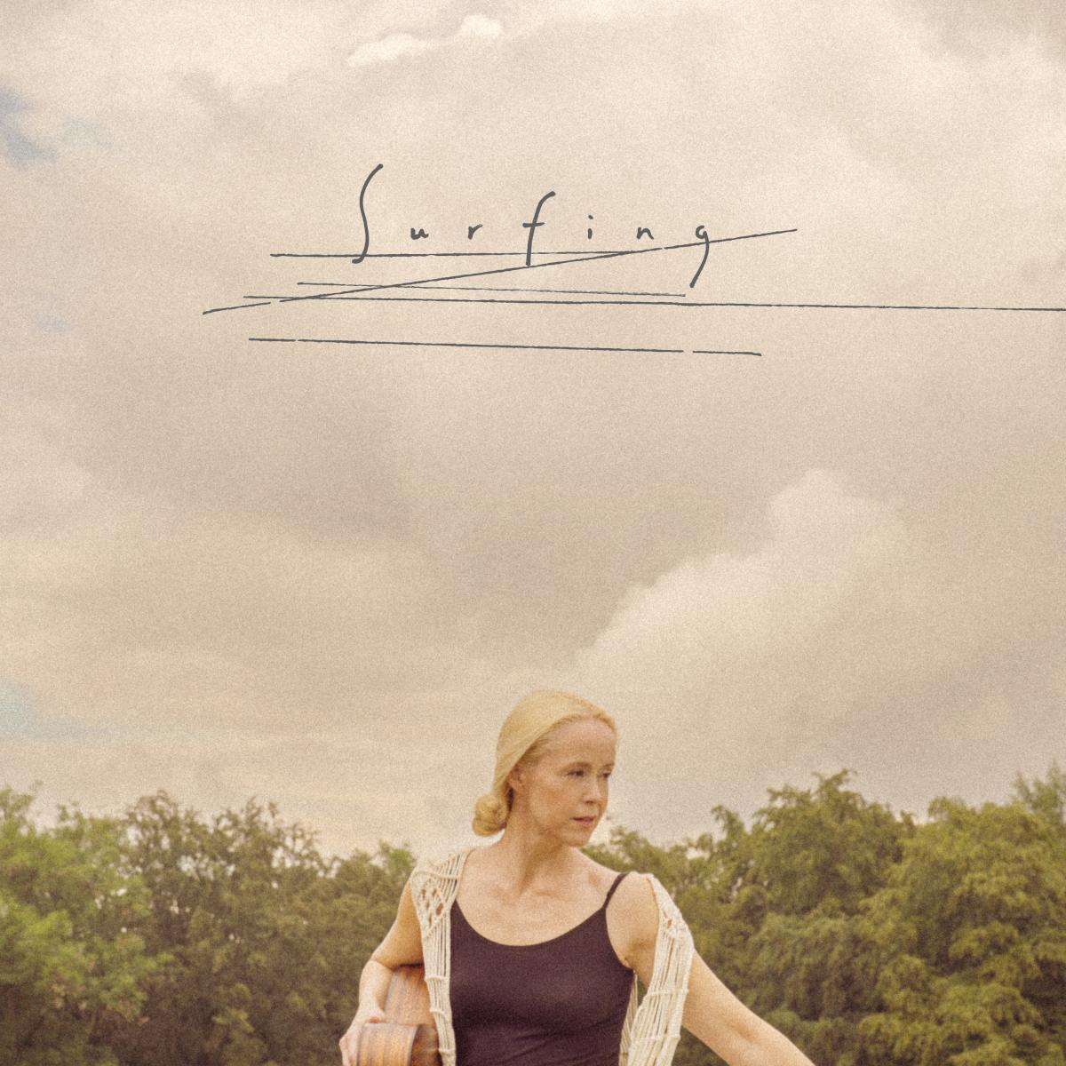 Tina Dico Surfing