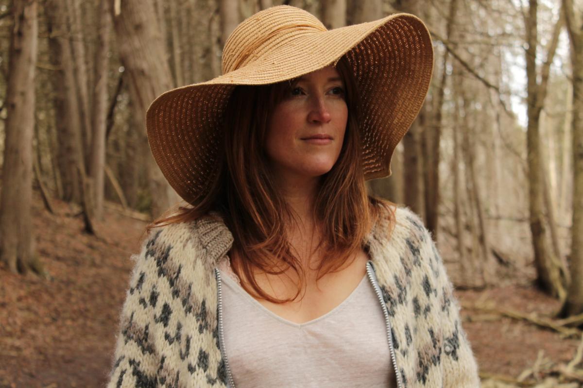 Singer Songwriter Nina Lynn Photo Credit Nicole Forsythe