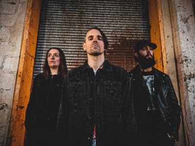 Grunge Alt-Rockers NeoNera Reevaluate Society’s Misguided “Saviour” Complex in New Single & Video