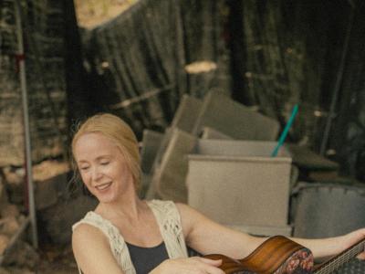 Tina Dico
